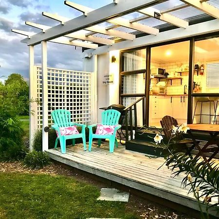 Rustling Oaks Nz Tropical Tiny House Villa Tamahere Eksteriør billede