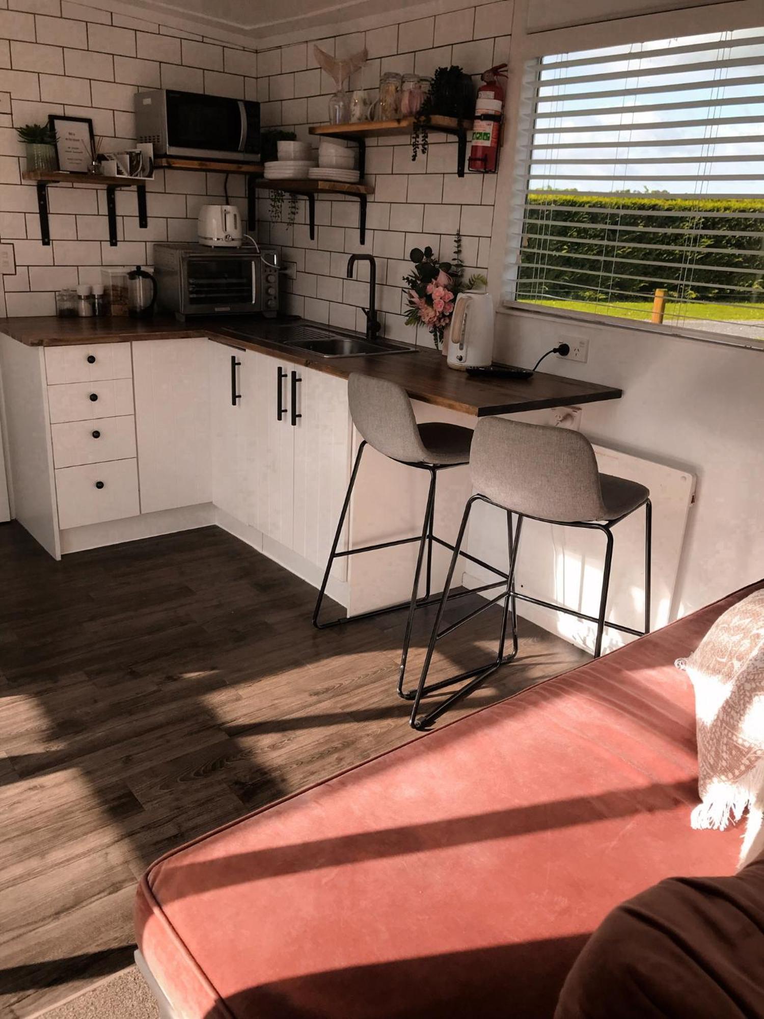 Rustling Oaks Nz Tropical Tiny House Villa Tamahere Eksteriør billede
